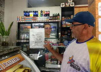 La Sundde inspecciona comercios para verificar el uso del dólar oficial