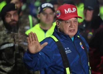 Aterriza en Venezuela un avión estadounidense con 175 migrantes deportados por Washington