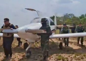 Venezuela incauta dos aviones vinculados al narcotráfico en región fronteriza con Colombia