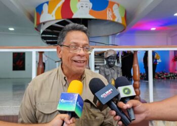 Monólogo “Menos reggaetón y más bolero” se presentará en Carúpano