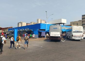 Casi 9 mil pasajeros se movilizaron por terminal porteño desde el jueves hasta el domingo