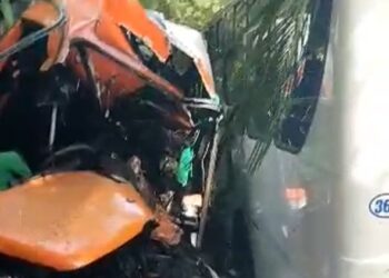 Seis muertos y 13 personas heridas dejó choque entre dos autobuses en la vía Casanay-Caripito
