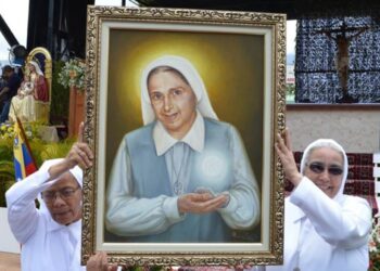 Iglesia venezolana celebra con "gran alegría" anuncio de canonización de Carmen Rendiles