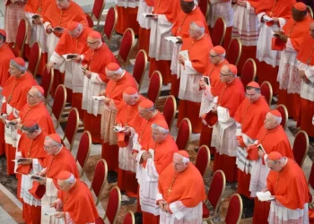 El estricto ceremonial del cónclave contado paso a paso