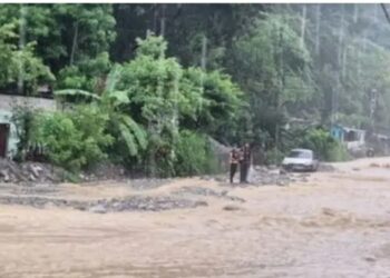 Más de 800 familias afectadas por fuertes lluvias en dos regiones del oeste de Venezuela