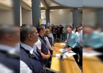 Gobernador del Zulia Manuel Rosales buscará la reelección en las regionales de mayo