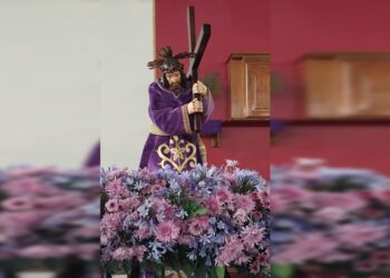 Devotos acompañaron al Nazareno en la misa y procesión en La Caraqueña
