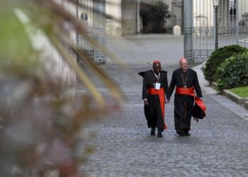 El cónclave para elegir al nuevo papa iniciará el 7 de mayo