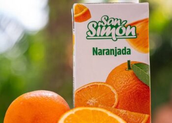 San Simón presenta lo esencial de la naranja en un solo envase