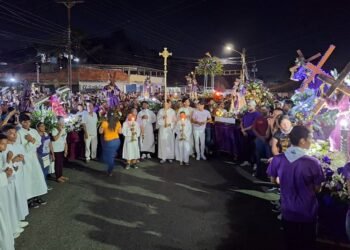 Encuentro de nueve nazarenos de la zona sur de Bermúdez se cumplió este miércoles
