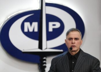 Saab acusa a Gabriel Boric de usar el caso Ronald Ojeda contra Venezuela