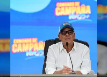 Chavismo habla de una "gran victoria" antes del cierre de centros de votación en Venezuela