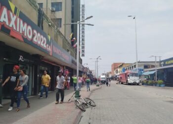 Comercios laboraron con normalidad tras las elecciones de este domingo