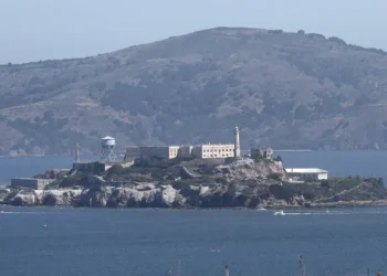 Trump ordena reabrir la cárcel de máxima seguridad de Alcatraz, cerrada desde 1963