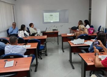 Cursantes del Doctorado de Educación de la UDO realizaron jornada de Sistematización de Experiencias