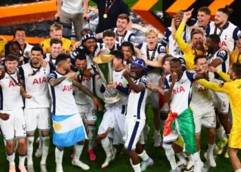 Tottenham rompió una larga sequía al coronarse campeón de la Liga Europa