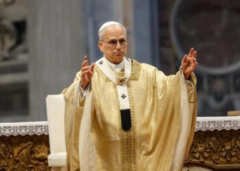 El papa a nuevos ordenados: "Juntos reconstruiremos la credibilidad de una iglesia herida"