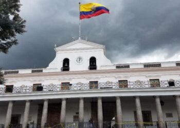 Gobierno de Ecuador pide a sus ciudadanos no ir a Venezuela