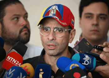 Capriles: En las barriadas la participación fue mayor que en los centros de clase media alta