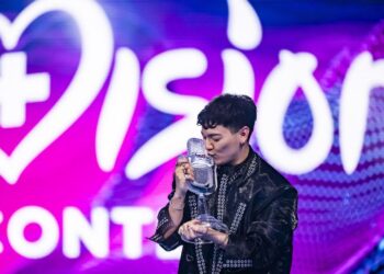 Austria convierte un naufragio sentimental en el faro y salvavidas para ganar Eurovisión 2025