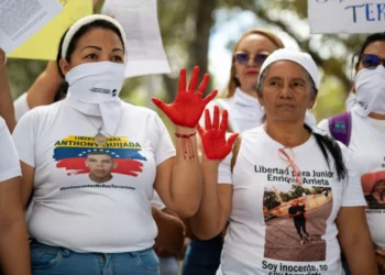 Oposición y ONG expresan solidaridad y respaldo a madres de presos políticos en Venezuela