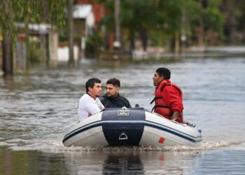 Ascienden a 2.800 las personas evacuadas por el temporal en provincia de Buenos Aires