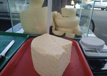 Clientes reportan que el kilo de queso bajó de precio en Anaco por llegada de las lluvias