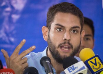 Requesens  ve "desacertado" llamar a la abstención en comicios del 25 de mayo