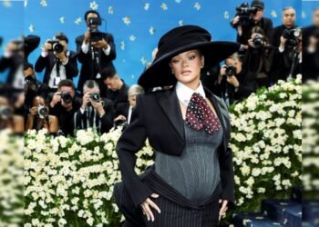 Rihanna anunció su tercer embarazo en la Met Gala