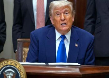 Trump pidió a la Corte Suprema reanudar las expulsiones de migrantes venezolanos