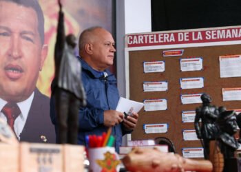 Cabello anuncia la incautación de "otro lote de armas" provenientes de Trinidad y Tobago
