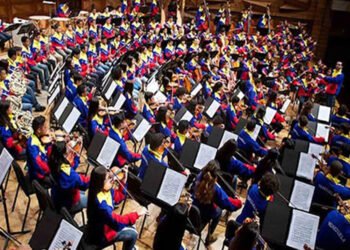 El Sistema de Orquestas de Venezuela presenta tres discos por sus 50 años de historia
