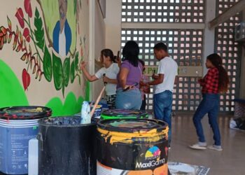 Estudiantes del Liceo Metropolitano de El Muco realizaron mural en homenaje a Pedro Salazar