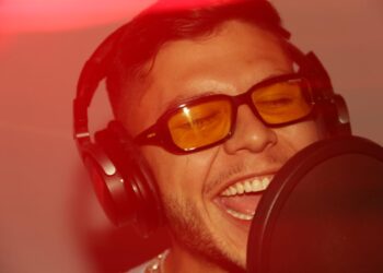 VDollar lanza "De Miami pa' Detroit", su segundo álbum de estudio, en un viaje sonoro entre la realidad y los sueños