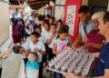 Cuarta edición del “Chocolatazo Solidario” llevó alegría a 200 niños de la escuela Nancy Mundarain