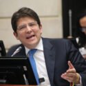 El Gobierno colombiano rechaza de manera "contundente" el atentado contra Uribe Turbay