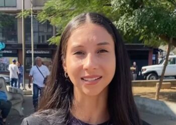 Piden evaluación médica urgente para la periodista Nakary Mena, detenida desde abril