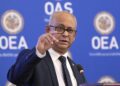 Nuevo secretario de la OEA pide diálogo con Venezuela: "No voy a discutir si es una dictadura o no"