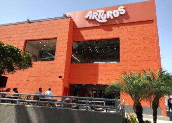 Cadena Arturos inauguró su restaurante número 80 en Venezuela (+Fotos)