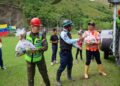 Autoridades venezolanas reparten una tonelada de insumos en región afectada por lluvias