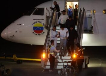 Llega a Venezuela un avión con 206 migrantes deportados desde Estados Unidos