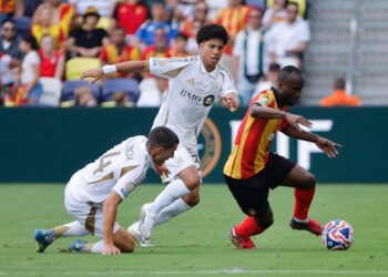Esperánce de Túnez batió a Los Ángeles FC y sigue con vida