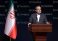 El ministro de Exteriores de Irán acusa a EE.UU. de «traicionar la diplomacia» y calcula su respuesta