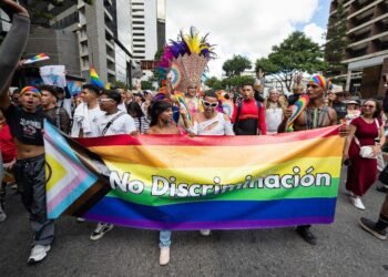 Venezolanos marchan para exigir avances en derechos para la comunidad LGTBI
