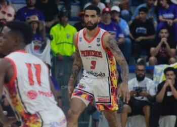 Pioneros derrotó a Marinos en el inicio del Súper Cuatro (+Video)