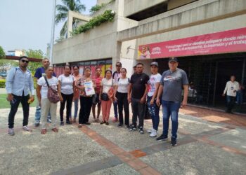 Vecinos de la torre E de Parque Vidoño solicitaron que culminen las reubicaciones de viviendas (+Video)