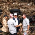 Trump visita Texas tras las devastadoras inundaciones: "Nunca había visto algo así"