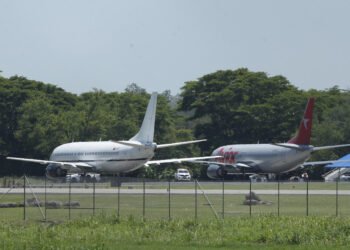 El Salvador entrega a venezolanos encarcelados a cambio de "presos políticos y rehenes"