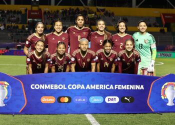Venezuela golea y queda como líder tras eliminar a Bolivia con un triplete de Altuve