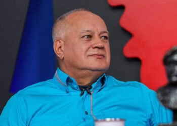 Cabello: "se está haciendo justicia" con condena a Álvaro Uribe